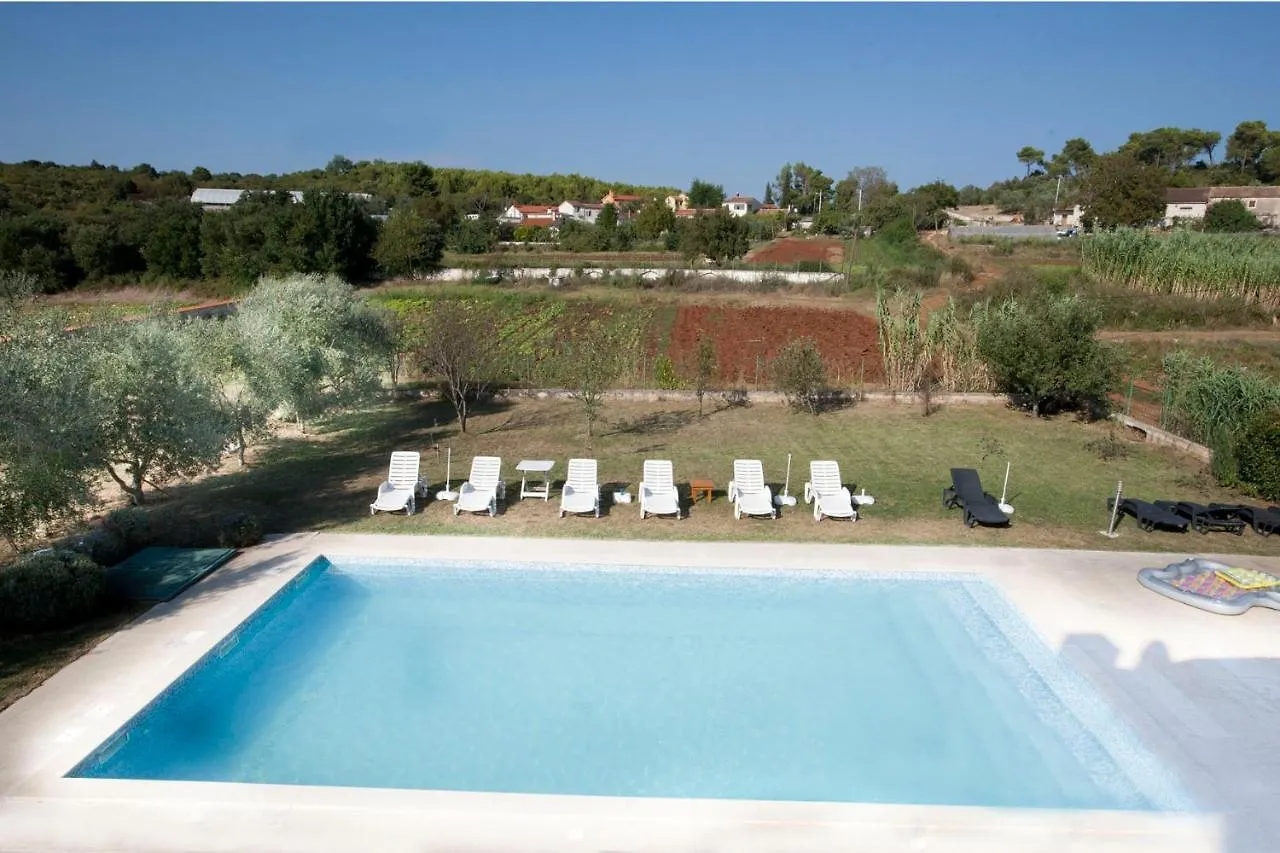 Villa Seherzada Pula 0*,  Croatia